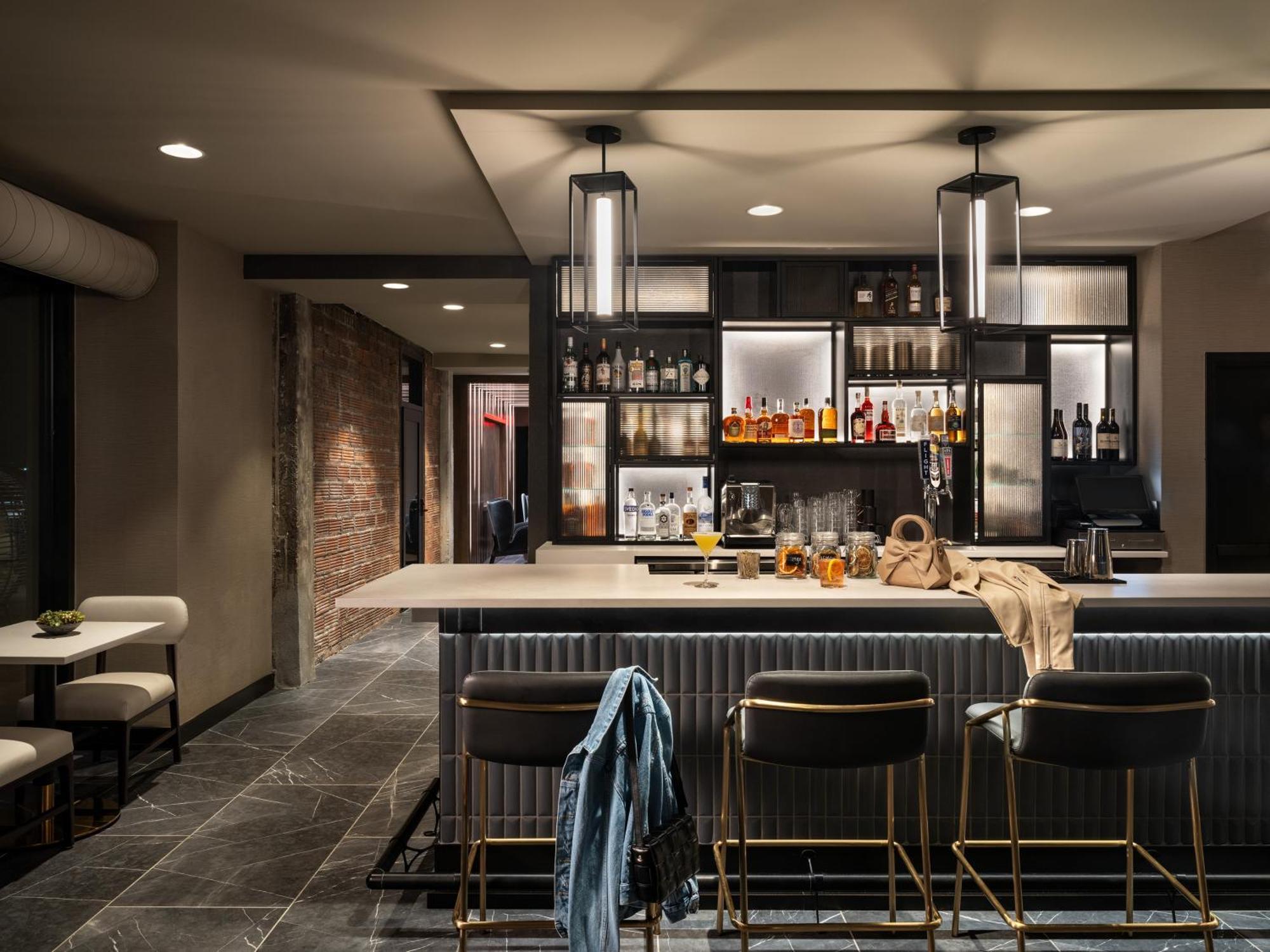 Moxy Springfield Downtown Hotel Eksteriør billede